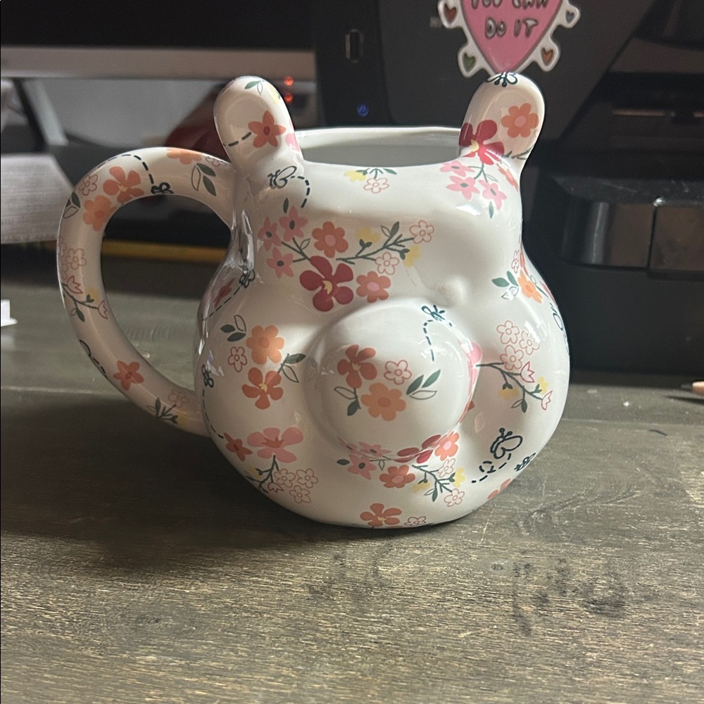Disney Floral Ceramic Winnie the‎ Pooh Mug